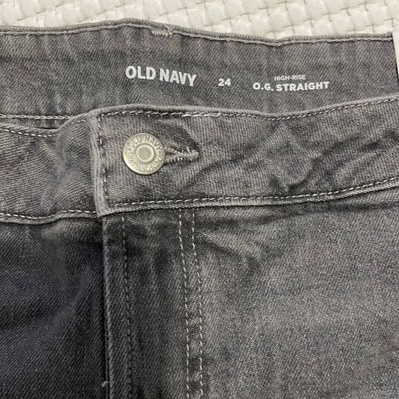 NWT- Old Navy- 28+ - Picture 5 of 8